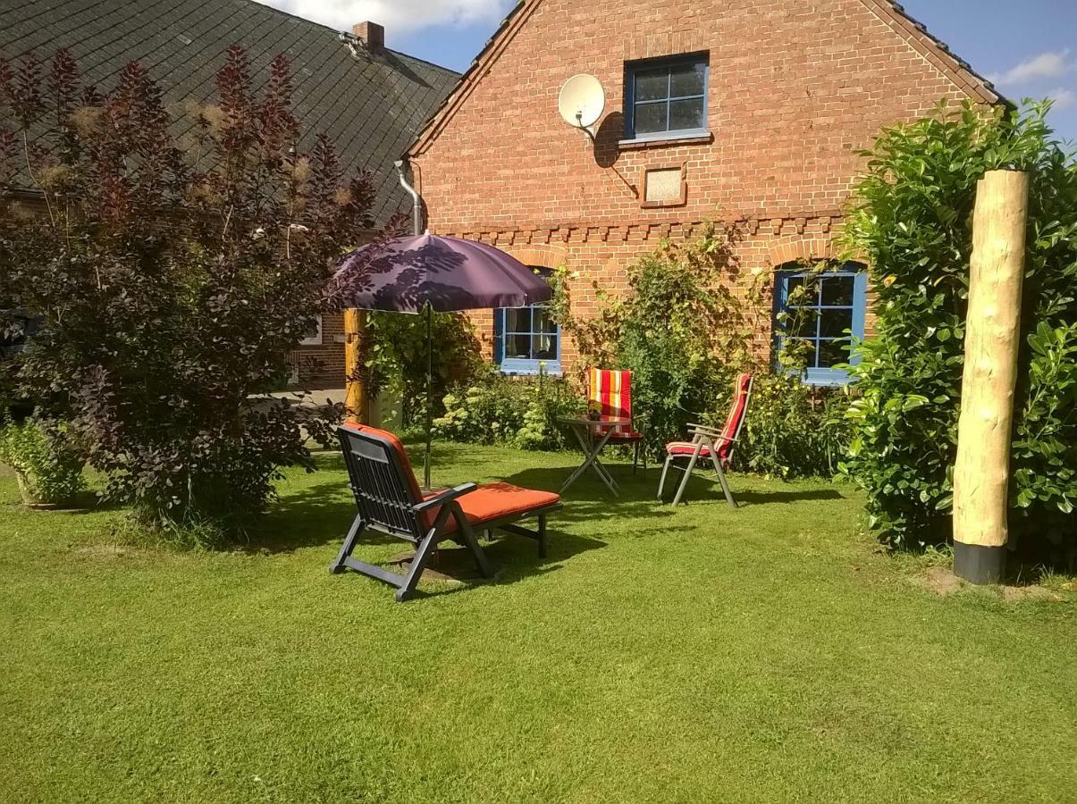 Gemuetliche Ferienwohnung 2 Personen Im Wendland / Elbe Trebel Exterior photo